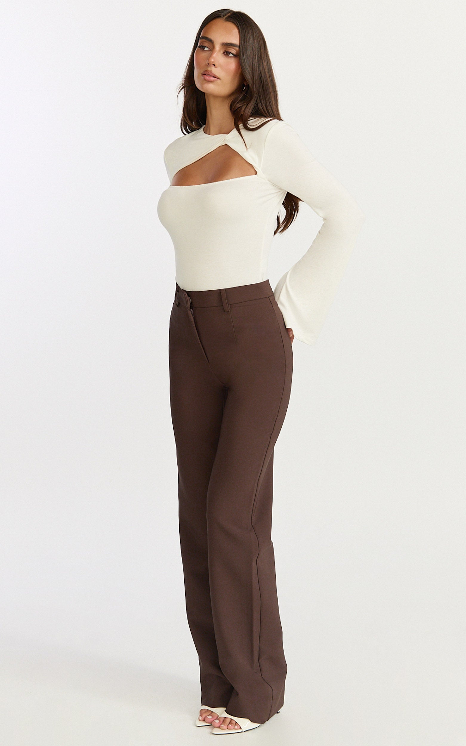 Edith Top - Twist Detail Long Sleeve Top in Cream